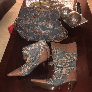 NWOT Rag  denim boots